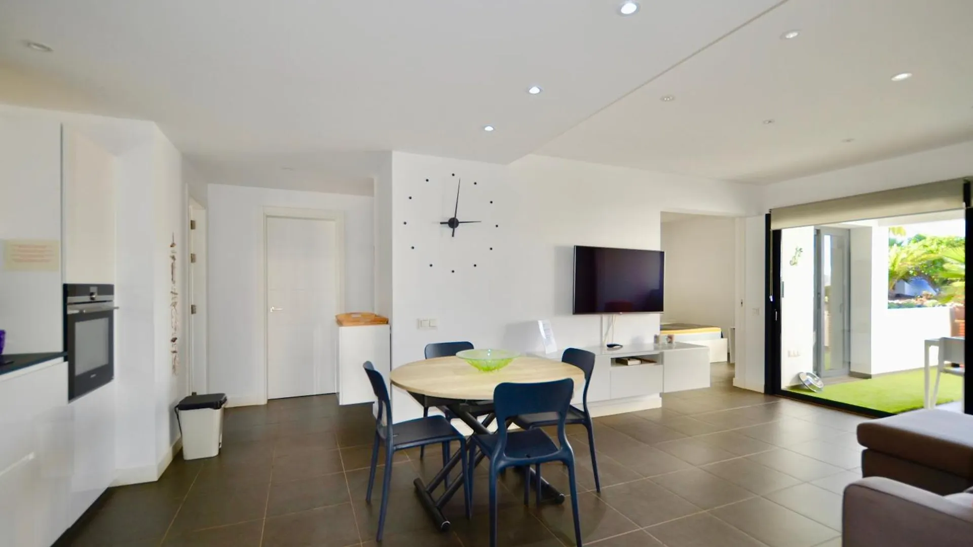 Casa Uma Apartment Villaverde